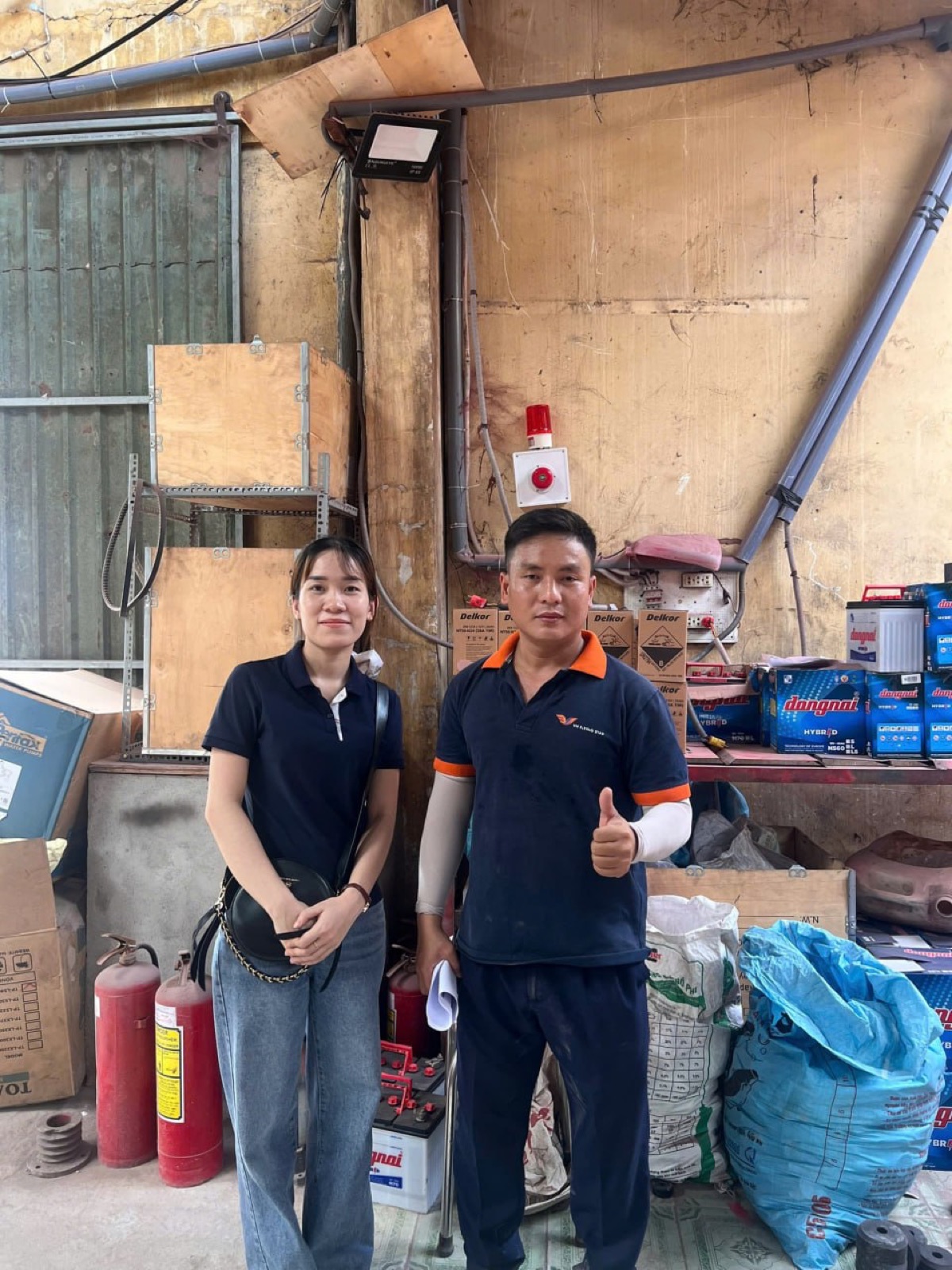 Thành viên PingPush tại nơi chuẩn bị thiết bị
